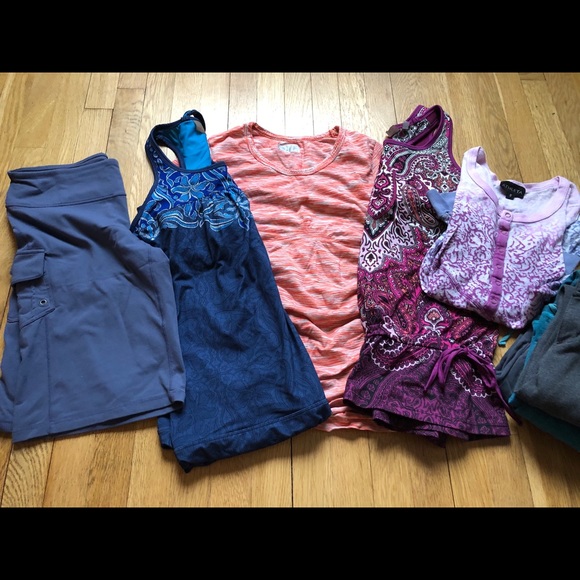 Athleta- huge lot of 12! Size S - Picture 12 of 15